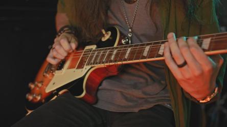 熟练的吉他手'；s长发技巧[免费商用]