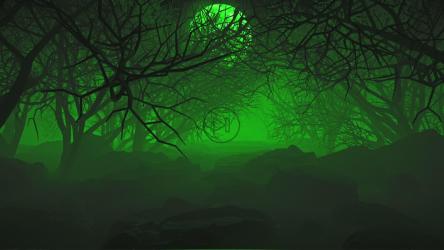 月亮下的黑暗森林和绿色的雾霾[]