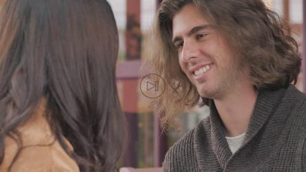 恋人慢慢靠近亲吻[免费商用]