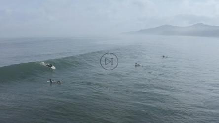 冲浪者乘风破浪[免费商用]