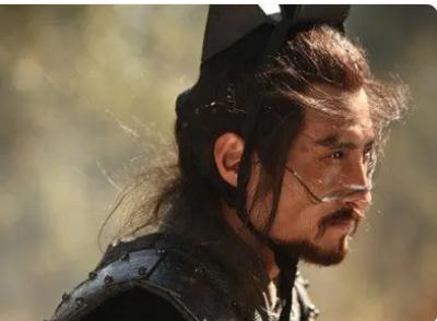 英布的最后下场：英勇不屈，终成传奇