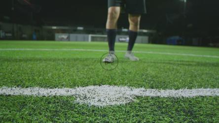 球员接球并罚点球[免费商用]