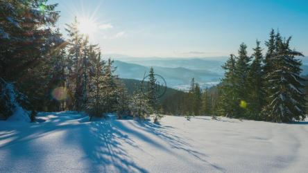 从山上看日落和黄昏的时间流逝[4K]
