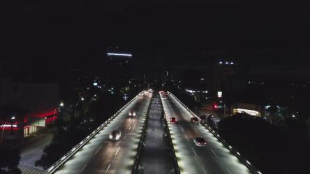 有交通的悬索桥[免费商用]