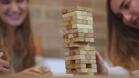 在一场有趣的比赛中拆除詹加塔[免费商用]