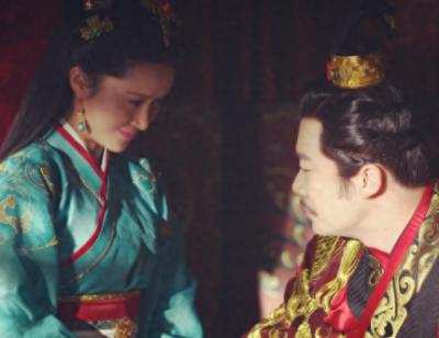 郑袖为什么要设计魏美人?发生了什么?