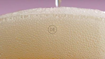 起泡啤酒泡沫和气泡闭合[免费商用]