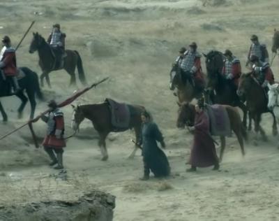 彭城之战失败后刘邦驾车逃亡，途中为何数次将儿女推下车？