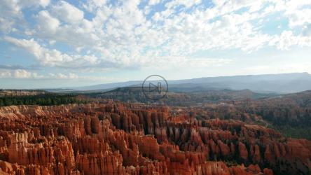 布莱斯峡谷上空的云层[]