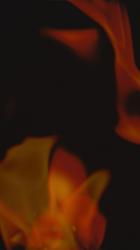 黑色背景，两个火焰在摆动[免费商用竖屏]