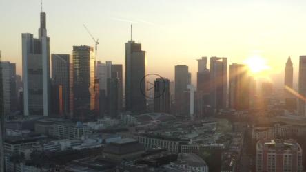 法兰克福建筑背后的日出[]