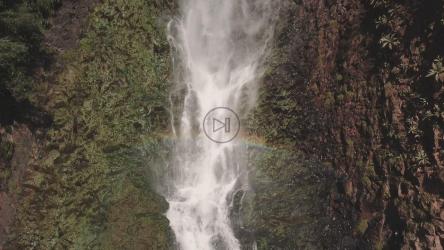 小瀑布[4K免费商用]