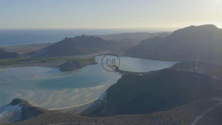 天堂般的河口鸟瞰图[免费商用]