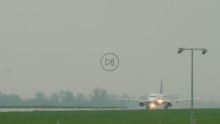 私人飞机起飞[4K]