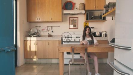 一对女性情侣的晨间活动[免费商用]