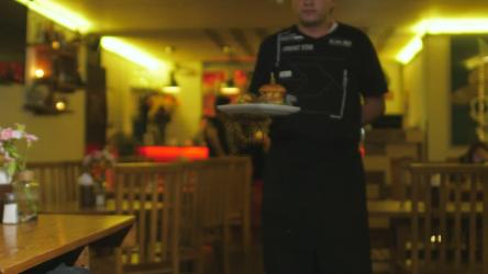 餐厅供应汉堡[免费商用]