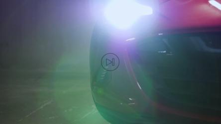 红色跑车特写[4K免费商用]