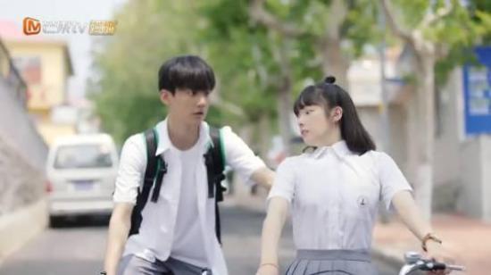 《我曾记得那男孩》_第1集_分集剧情