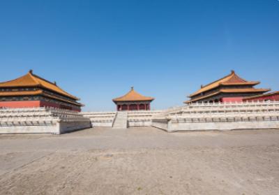 紫禁城三大殿为什么从来不种树？有什么特殊原因？