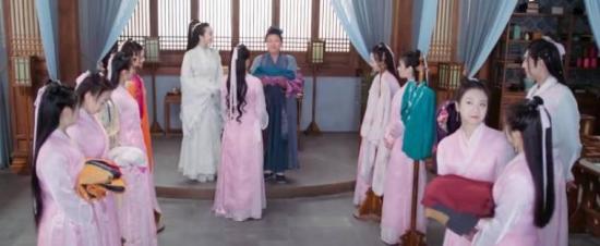 《小女霓裳》_第8集_分集剧情