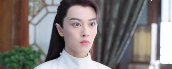 《小女霓裳》_第2集_分集剧情