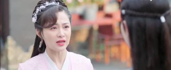 《小女霓裳》_第12集_分集剧情