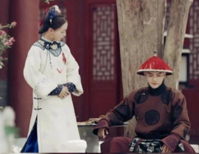 揭秘清朝名门望族：富察傅恒的嫡福晋是谁？