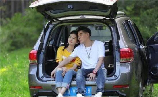 《鲜花盛开的山村》_第13集_分集剧情