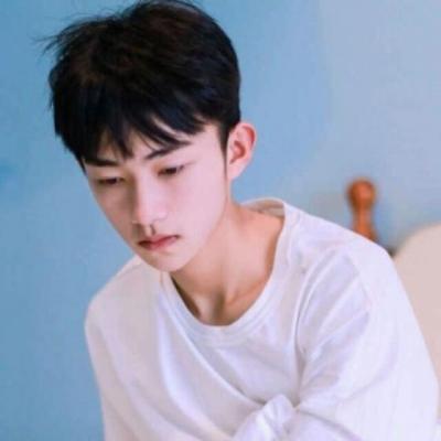 【唯美】三月的雪励志文案（三月朋友圈励志文案）