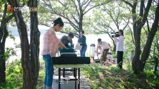 《鲜花盛开的山村》_第15集_分集剧情