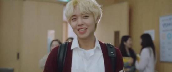 《远看是蔚蓝的春天》_第1集_分集剧情