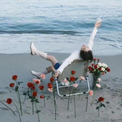 【哲理】身边的人很烦的句子英语（我很烦别找我英文句子）