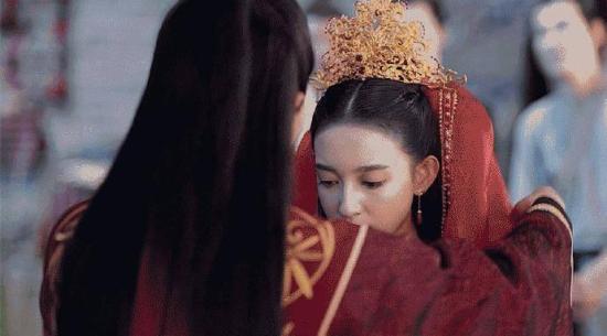 《玲珑狼心》_第11集_分集剧情