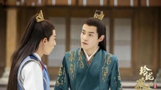 《玲珑狼心》_第15集_分集剧情