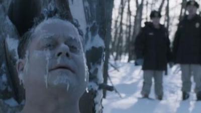 人在冻死前，为何会主动脱衣并露出微笑？人体失温到底有多可怕？