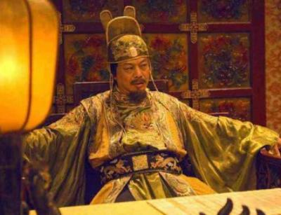 古代皇帝应该如何自己的父亲?