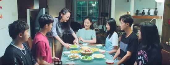 《我在窗口遇见他》_第22集_分集剧情