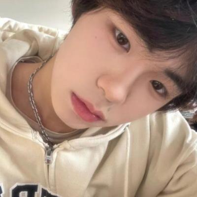 【爱情】草原上不止一朵花爱情文案（你是一朵特别的花文案）