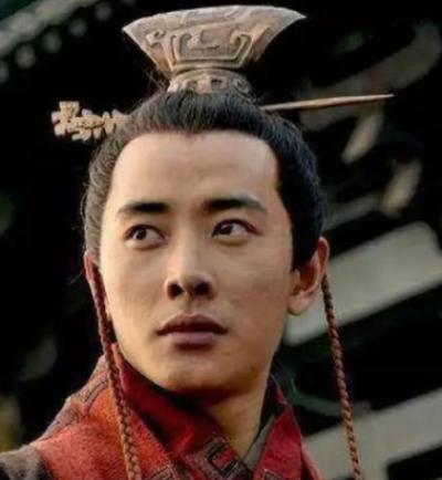 汉献帝在世时为何被尊为“皇帝”,原因是什么?