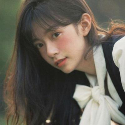 【唯美】闭眼睛经典语录（忧郁眼神经典句子）