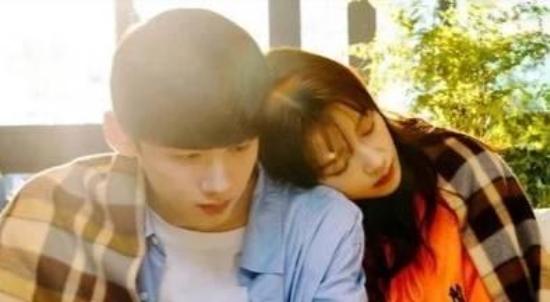 《与晨同光》_第8集_分集剧情