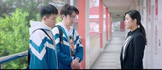 《教室的那一间第三季》_第1集_分集剧情