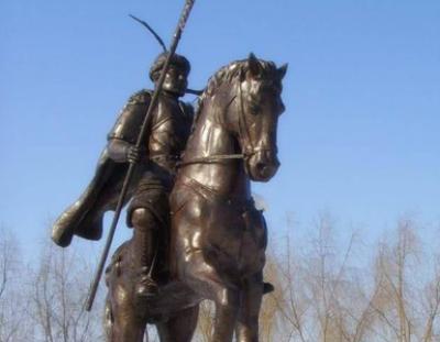 长春石碑岭里面埋葬的是金朝哪位将领?