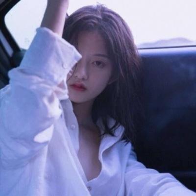 【经典】龙虾剥好串起来文案（吃龙虾文案短句干净）