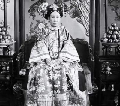 慈禧天消耗多少鸡蛋?揭秘清朝皇室的奢华生活