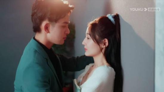 《初恋是cv大神》_第18集_分集剧情