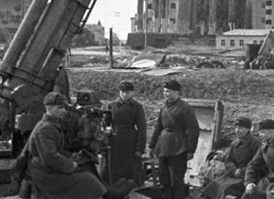 苏联远东部队的调动:从远东到莫斯科的保卫战