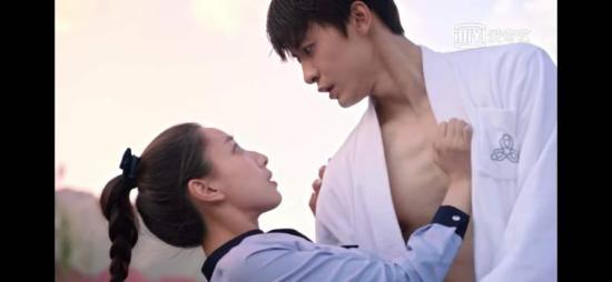 《酒店实习生》_第1集_分集剧情