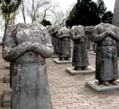 揭秘武则天墓前六十一蕃臣像无头之谜，背后故事是什么？