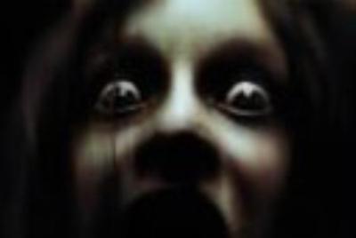 [短篇鬼故事]《右肩上的红梅》